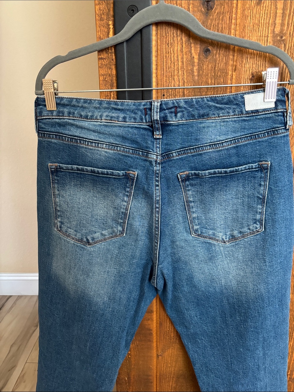 Dear John Women’s Distressed Jeans - Picture 3 of 5